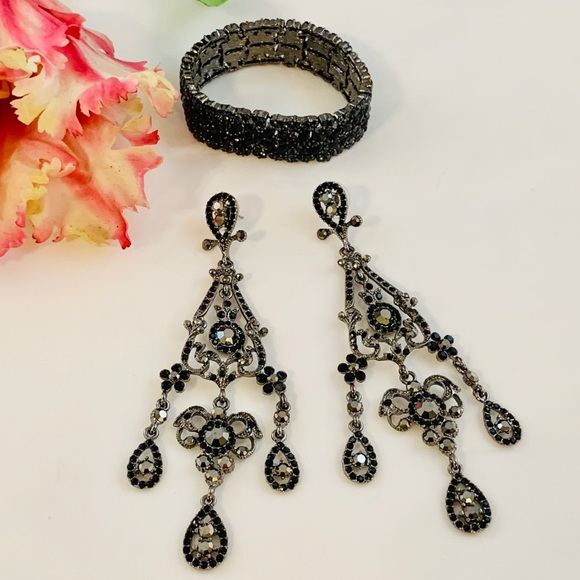 Jewelry - Glamorous Night Out Black Stone Bracelet Earrings